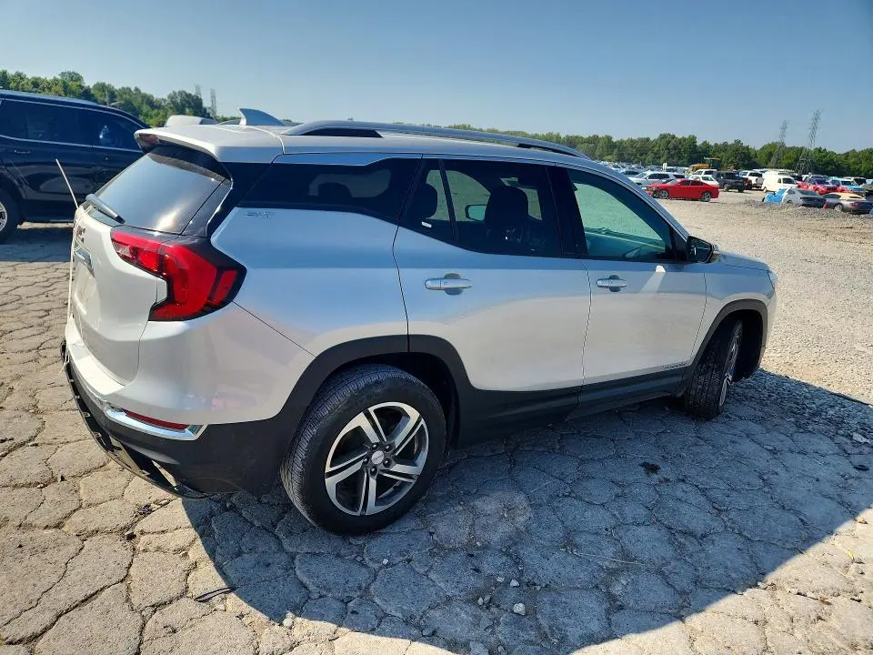 2019 GMC TERRAIN SLT  