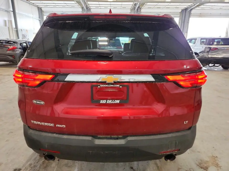 2023 CHEVROLET TRAVERSE LT  
