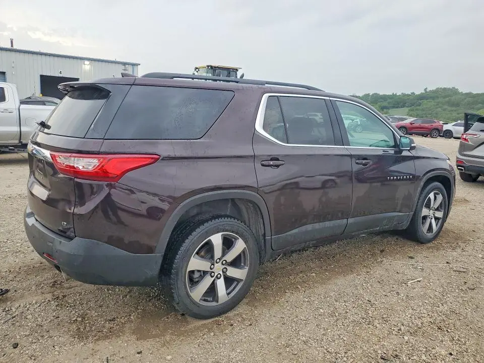 2021 CHEVROLET TRAVERSE LT  