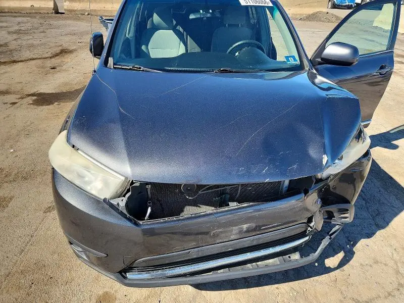 2012 TOYOTA HIGHLANDER BASE  