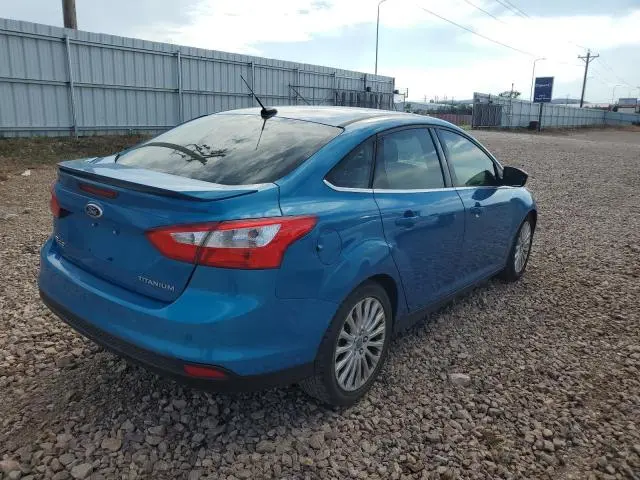 2012 FORD FOCUS TITANIUM  