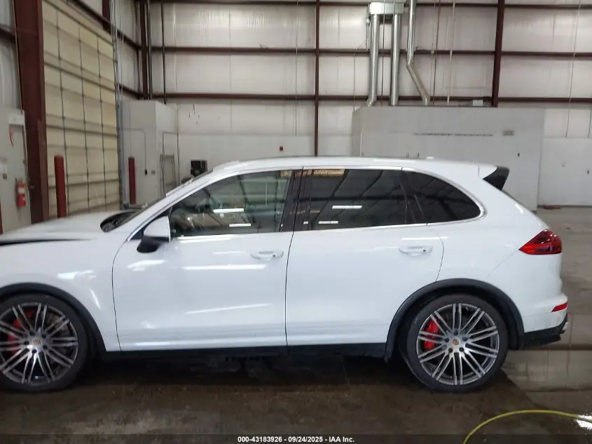2016 PORSCHE CAYENNE TURBO/TURBO S