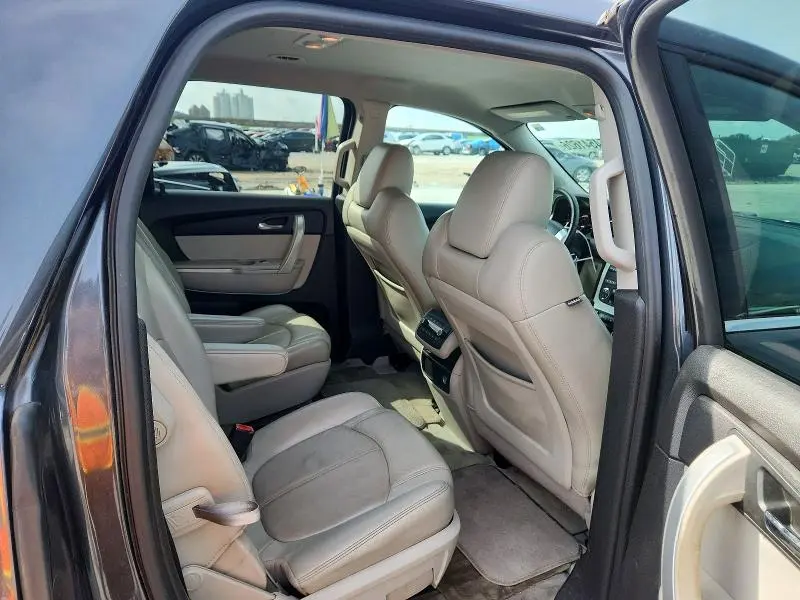 2012 GMC ACADIA SLT-1  