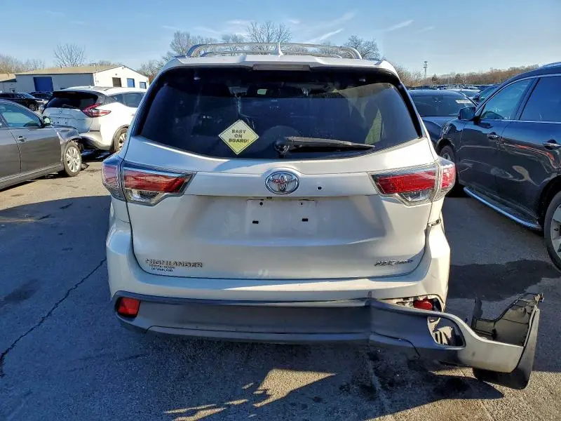 2014 TOYOTA HIGHLANDER XLE  