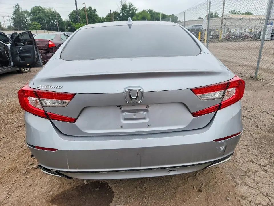 2019 HONDA ACCORD LX  