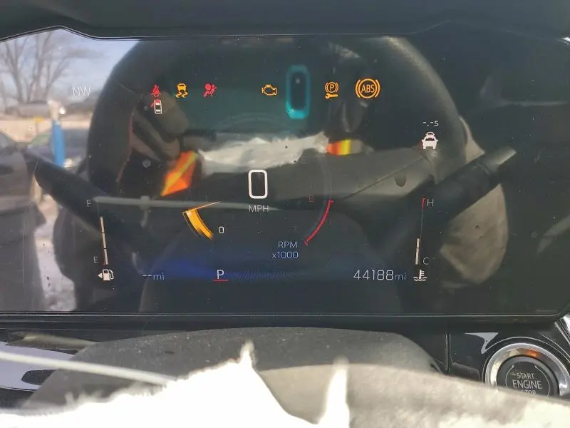 2025 CHEVROLET TRAX 2RS  