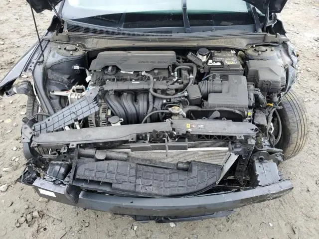 2021 HYUNDAI ELANTRA SE  