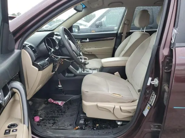 2012 KIA SORENTO BASE  