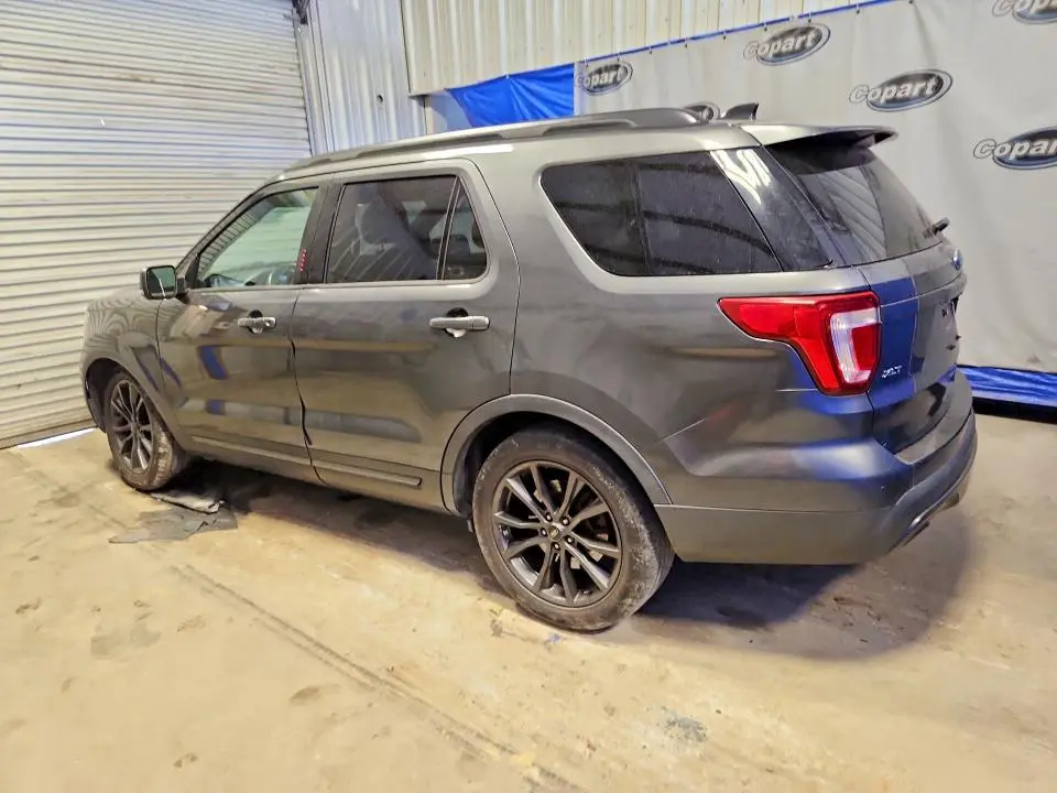 2017 FORD EXPLORER XLT  