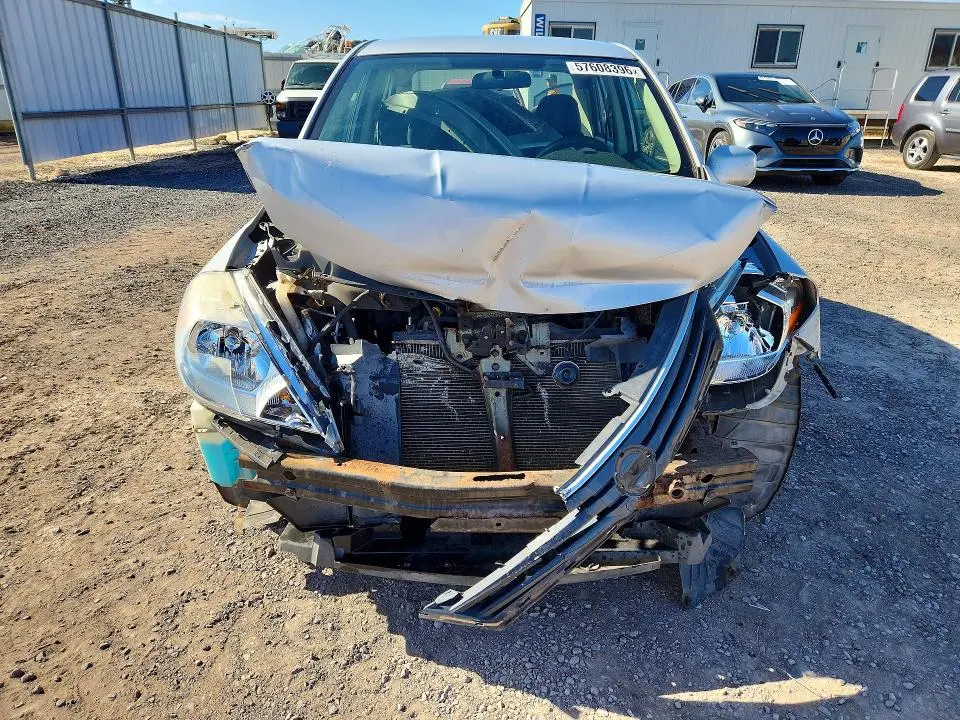 2010 NISSAN VERSA 1.8 S  