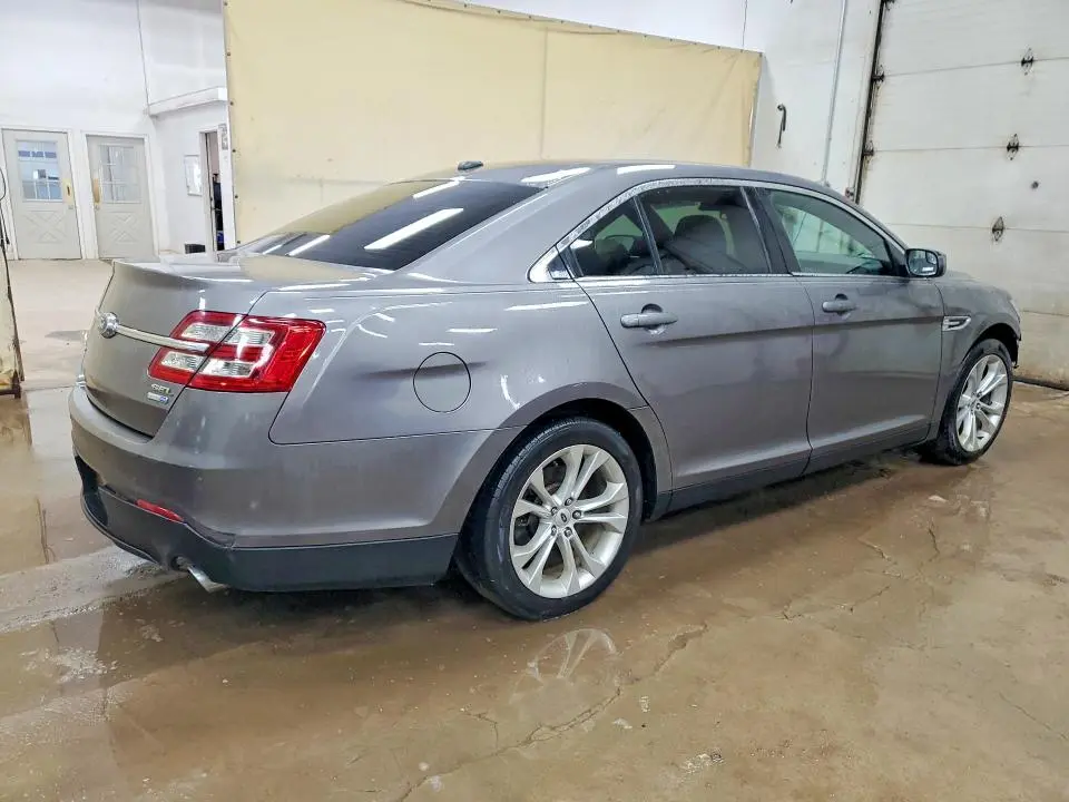 2013 FORD TAURUS SEL  