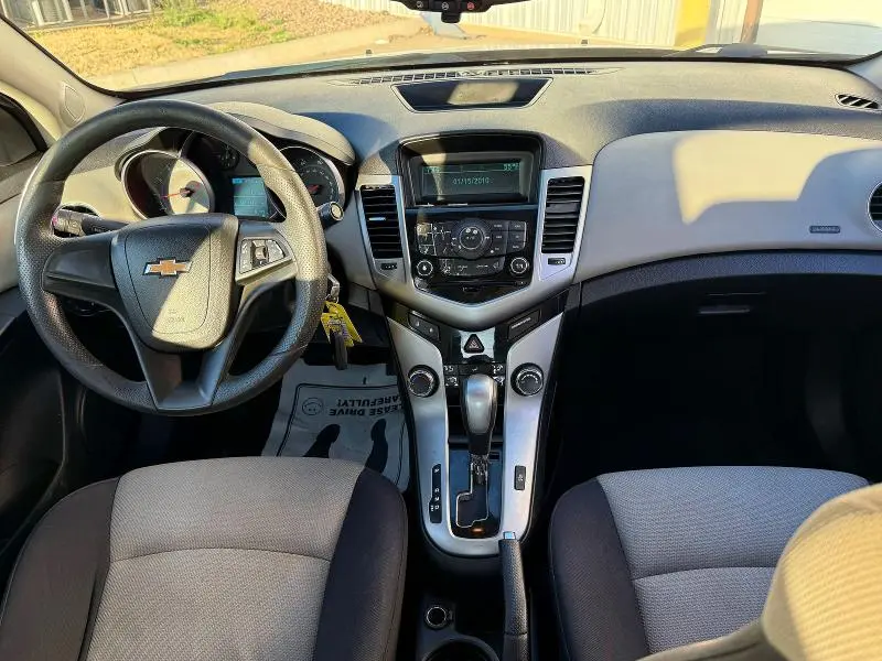 2014 CHEVROLET CRUZE LS  