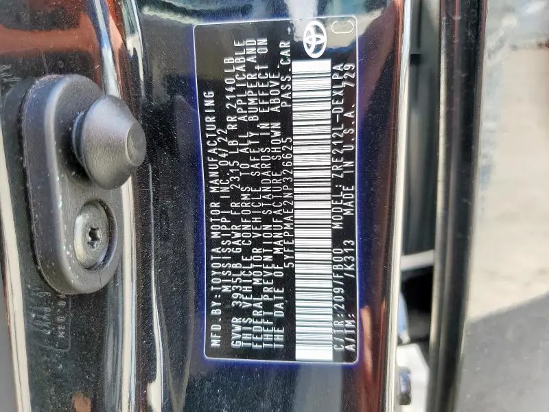 2022 TOYOTA COROLLA LE  