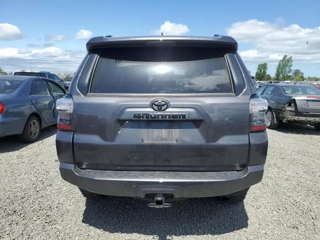 2022 TOYOTA 4RUNNER SR5/SR5 PREMIUM