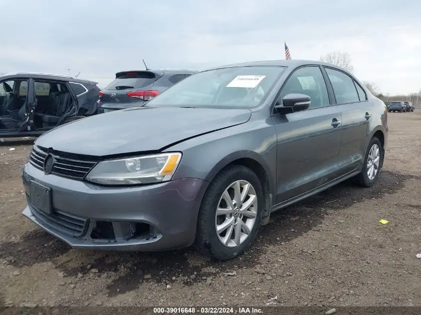 2012 VOLKSWAGEN JETTA 2.0L TDI