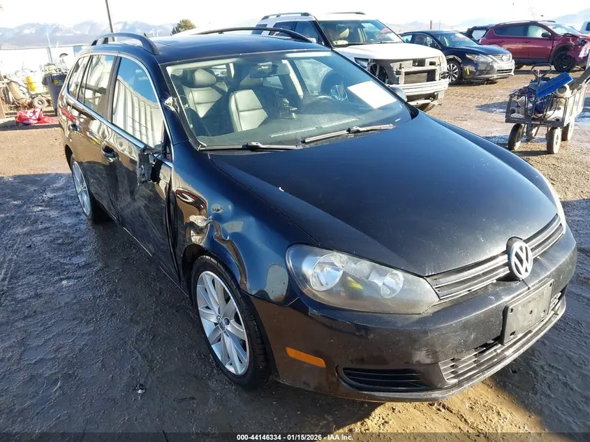 2013 VOLKSWAGEN JETTA SPORTWAGEN 2.0L TDI