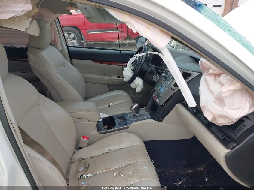 2011 SUBARU OUTBACK 2.5I LIMITED