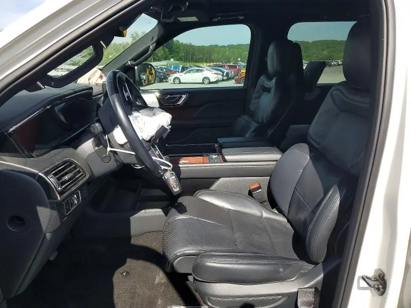 2023 LINCOLN NAVIGATOR L RESERVE  