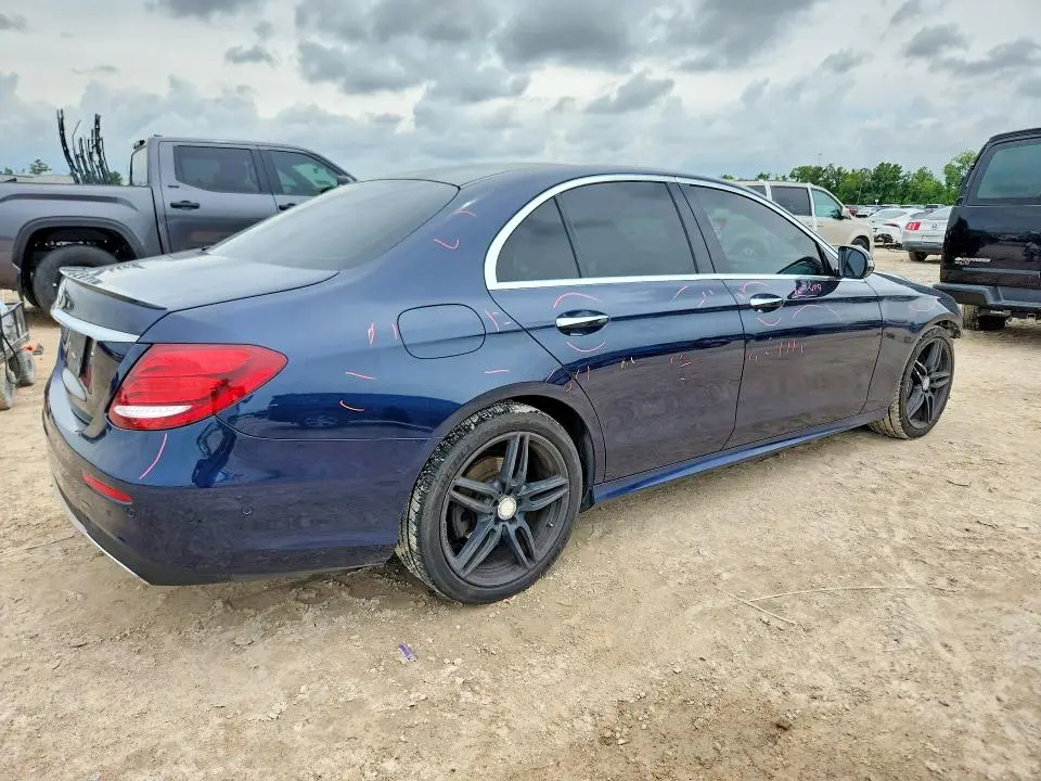 2017 MERCEDES-BENZ E 300 4MATIC  