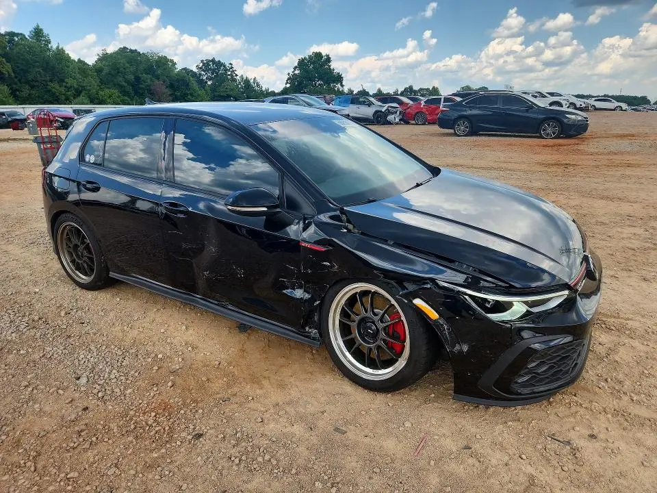 2024 VOLKSWAGEN GTI S  