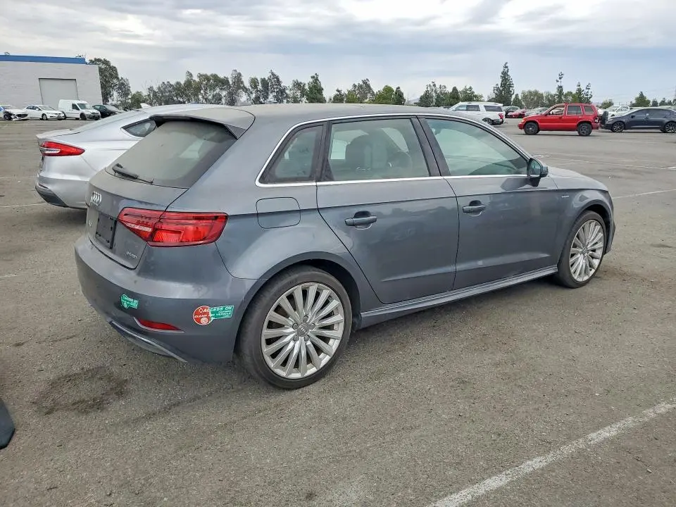 2017 AUDI A3 E-TRON PREMIUM PLUS  