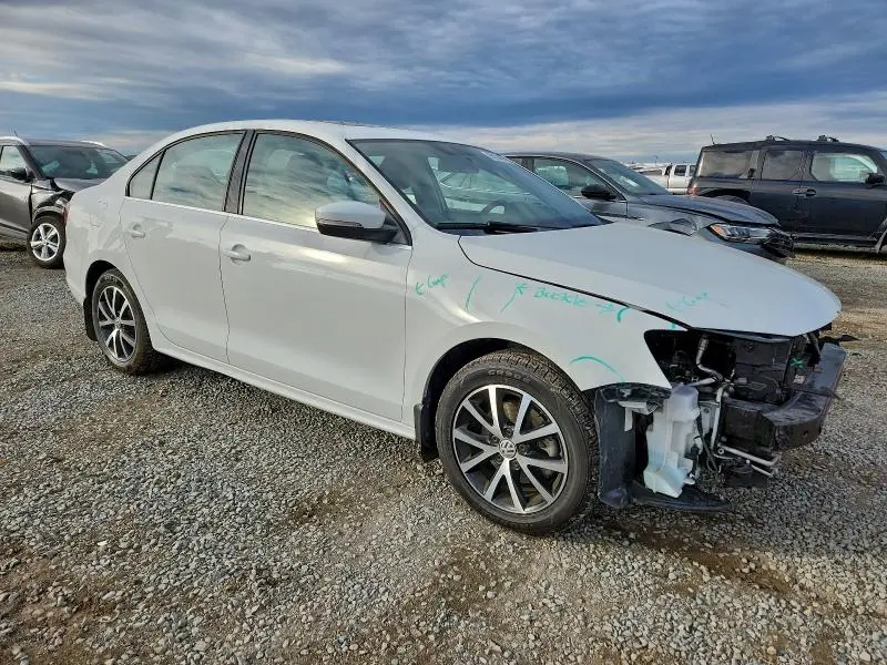 2018 VOLKSWAGEN JETTA SE  