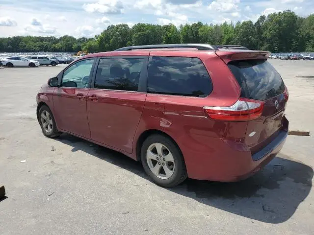 2016 TOYOTA SIENNA LE  