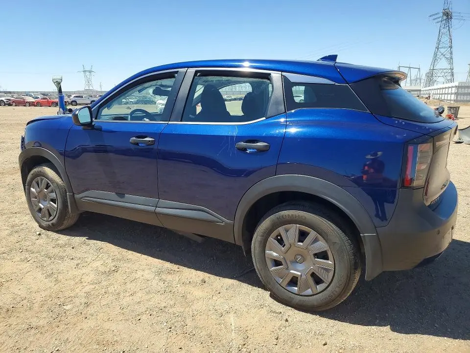 2025 NISSAN KICKS S  