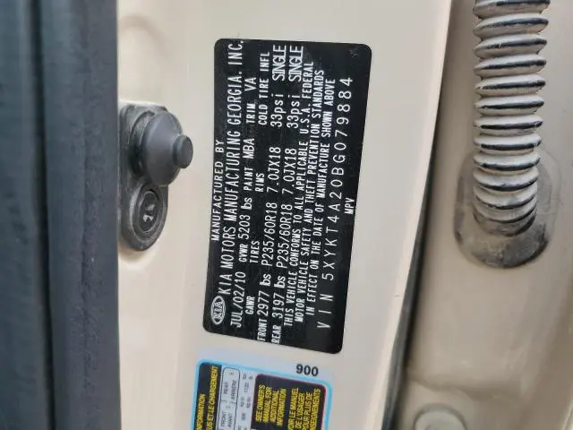 2011 KIA SORENTO BASE  