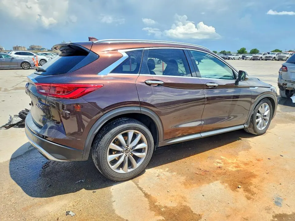 2020 INFINITI QX50 LUXE  