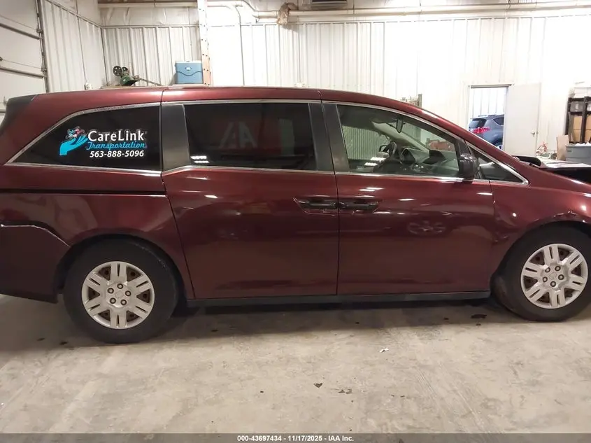 2011 HONDA ODYSSEY LX