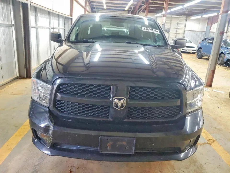 2016 RAM 1500 ST  