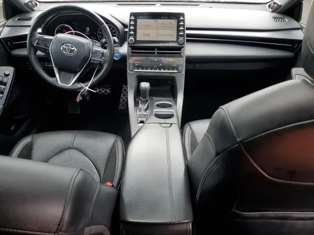 2019 TOYOTA AVALON XLE  
