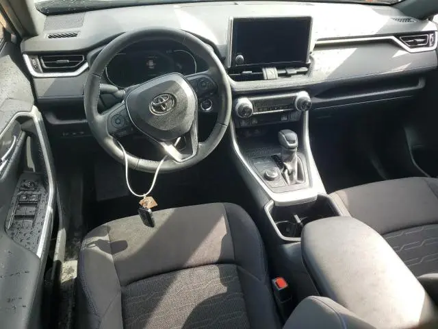2023 TOYOTA RAV4 SE  