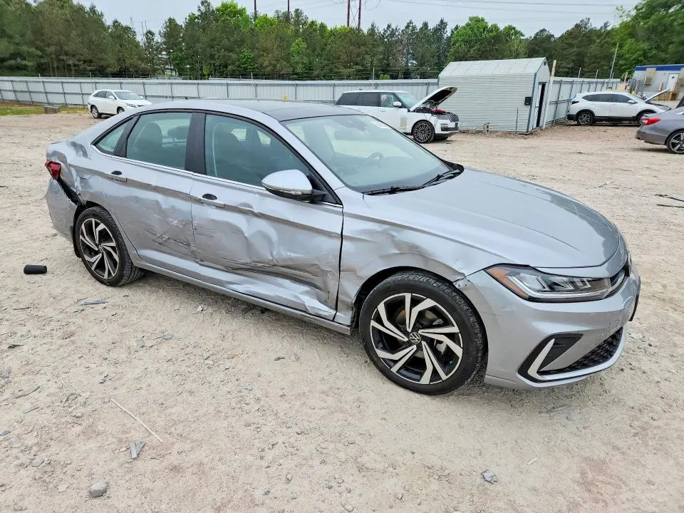2025 VOLKSWAGEN JETTA SEL  