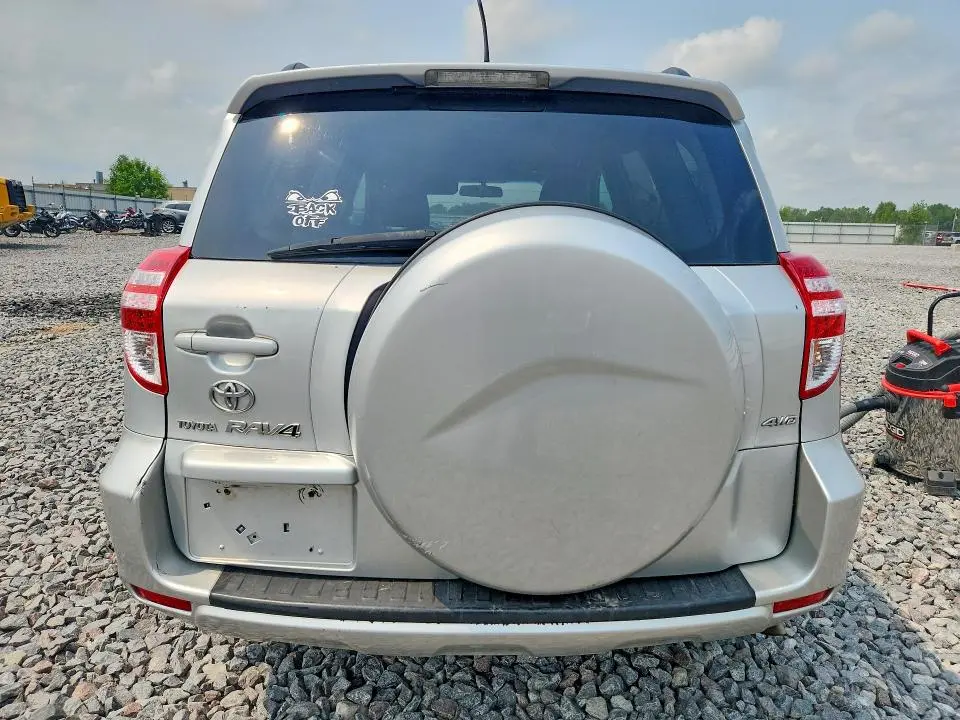 2010 TOYOTA RAV4 BASE  