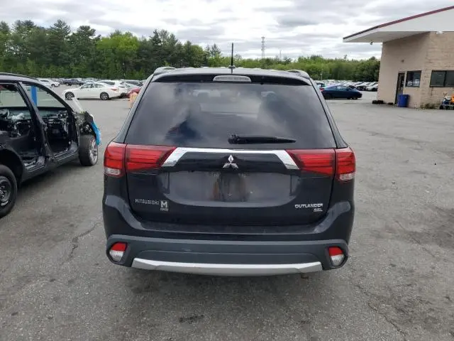 2016 MITSUBISHI OUTLANDER SE  