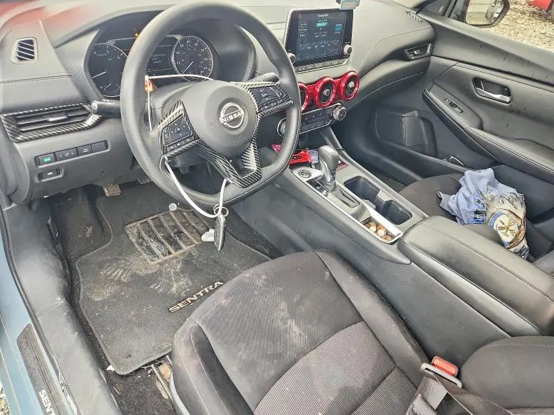 2024 NISSAN SENTRA SV  