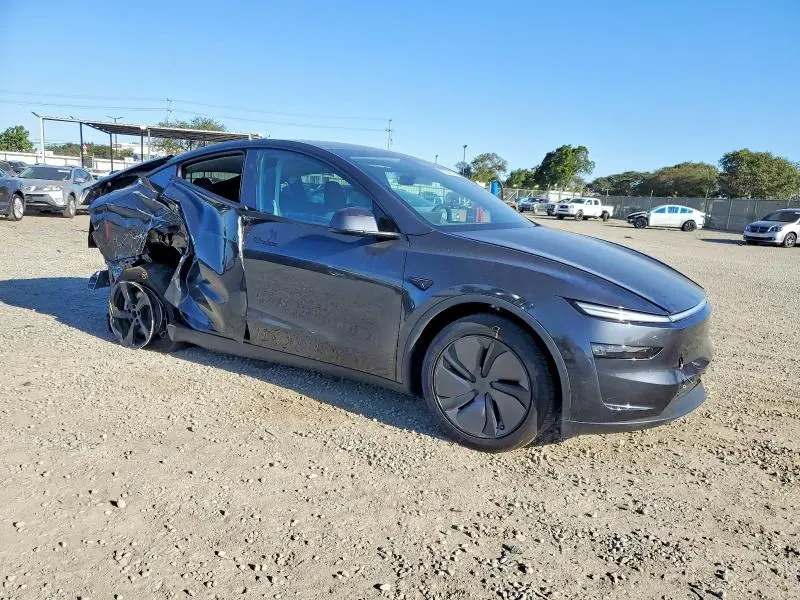 2026 TESLA MODEL Y   