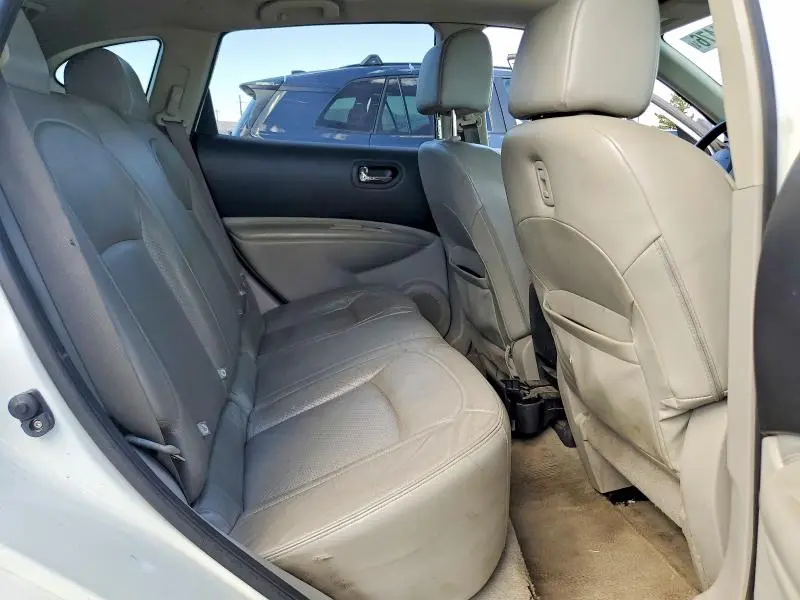 2011 NISSAN ROGUE S  