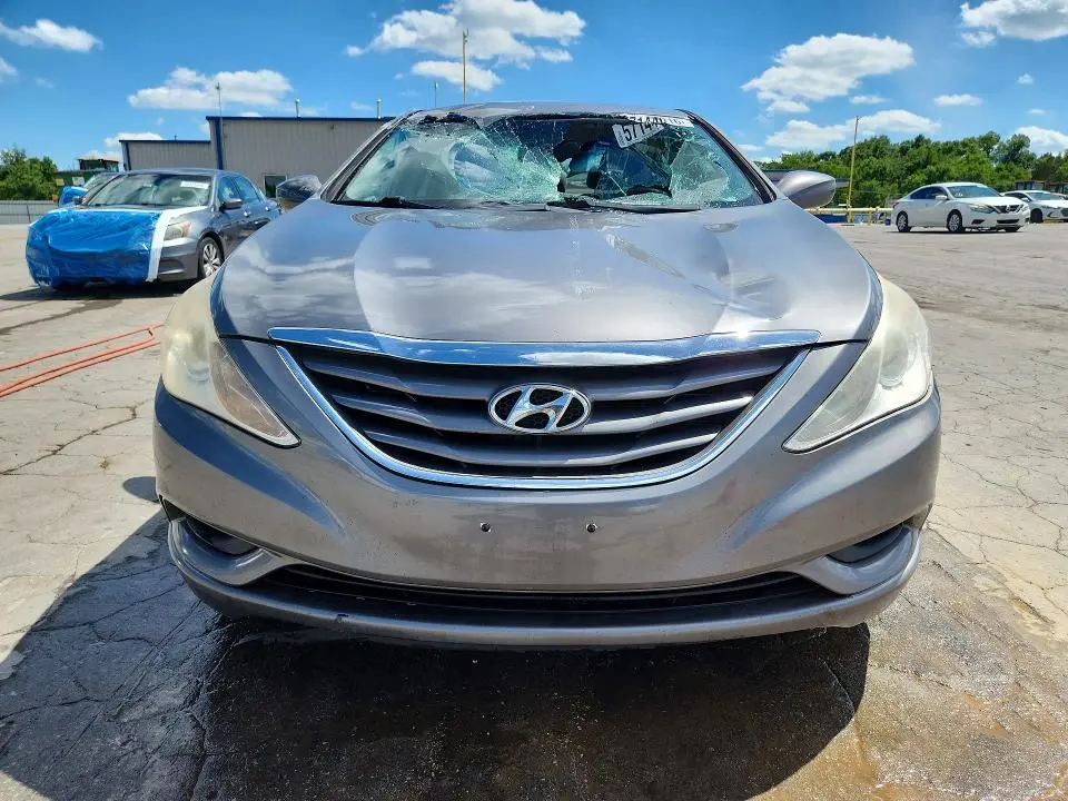 2012 HYUNDAI SONATA GLS  