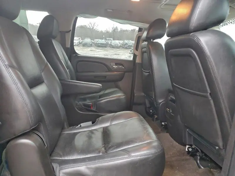 2013 CHEVROLET SUBURBAN C1500 LTZ  