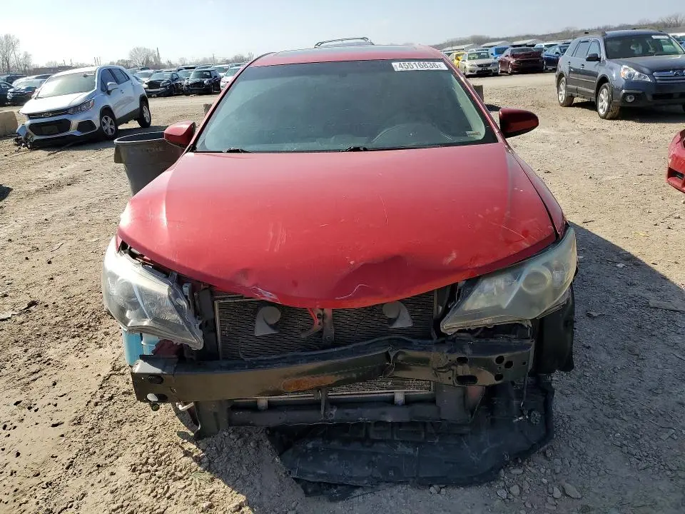 2014 TOYOTA CAMRY SE  