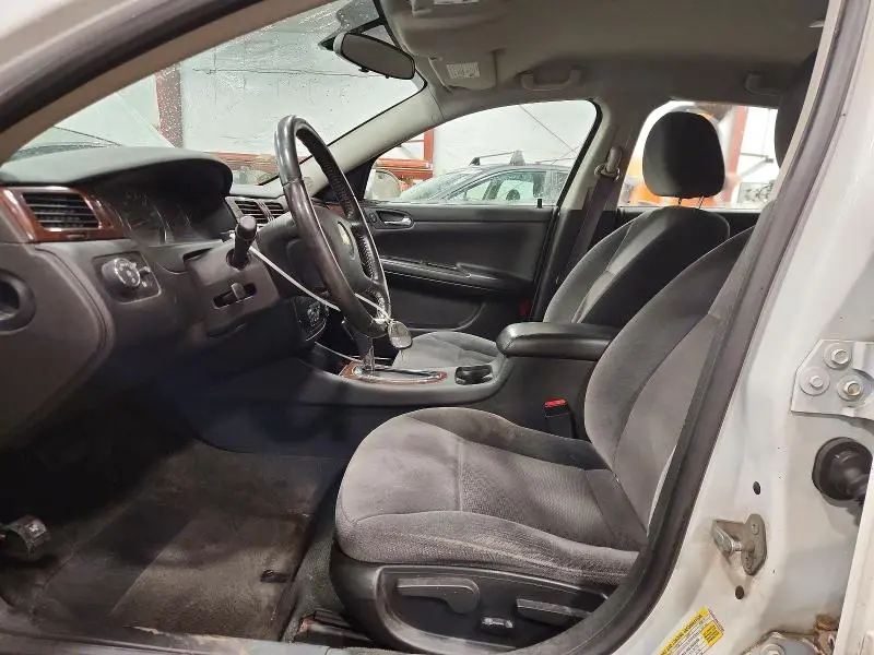 2011 CHEVROLET IMPALA LT  