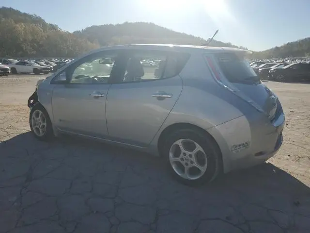 2011 NISSAN LEAF SV  