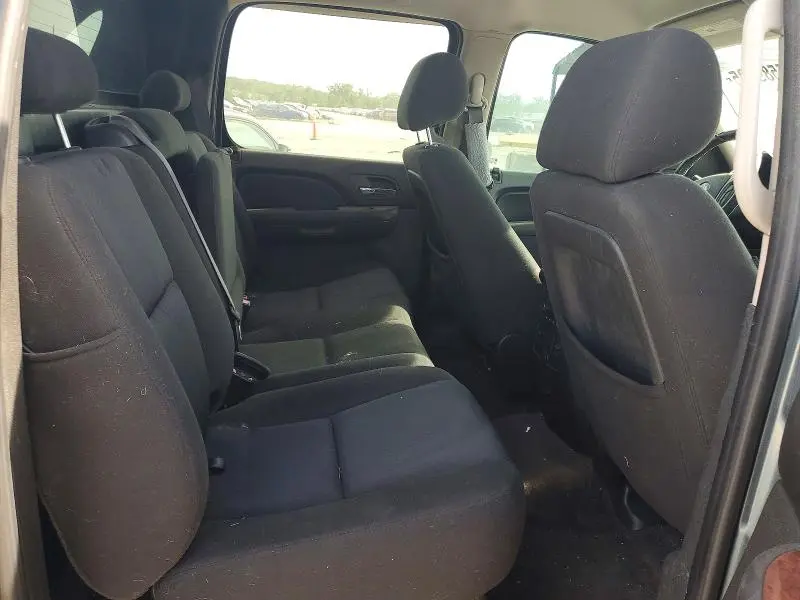 2011 CHEVROLET AVALANCHE LS  