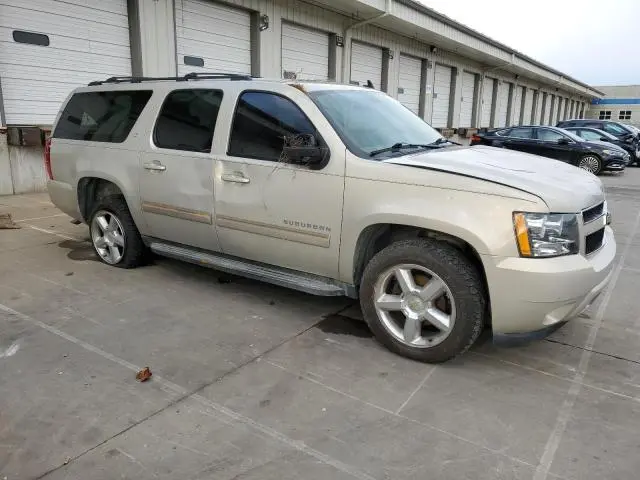 2011 CHEVROLET SUBURBAN K1500 LT  