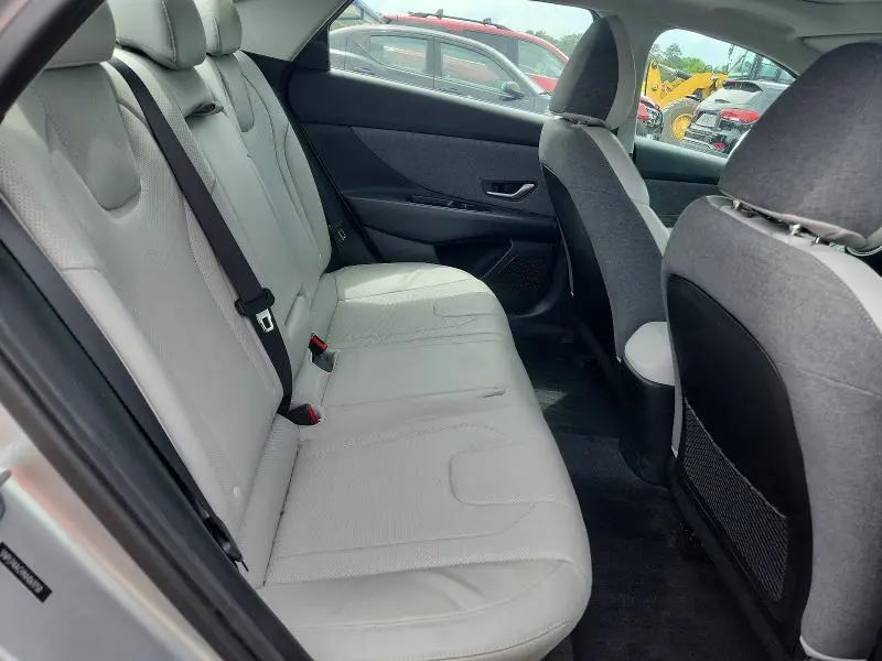 2022 HYUNDAI ELANTRA LIMITED  