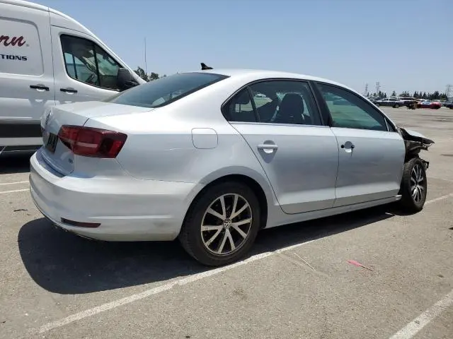 2017 VOLKSWAGEN JETTA SE  