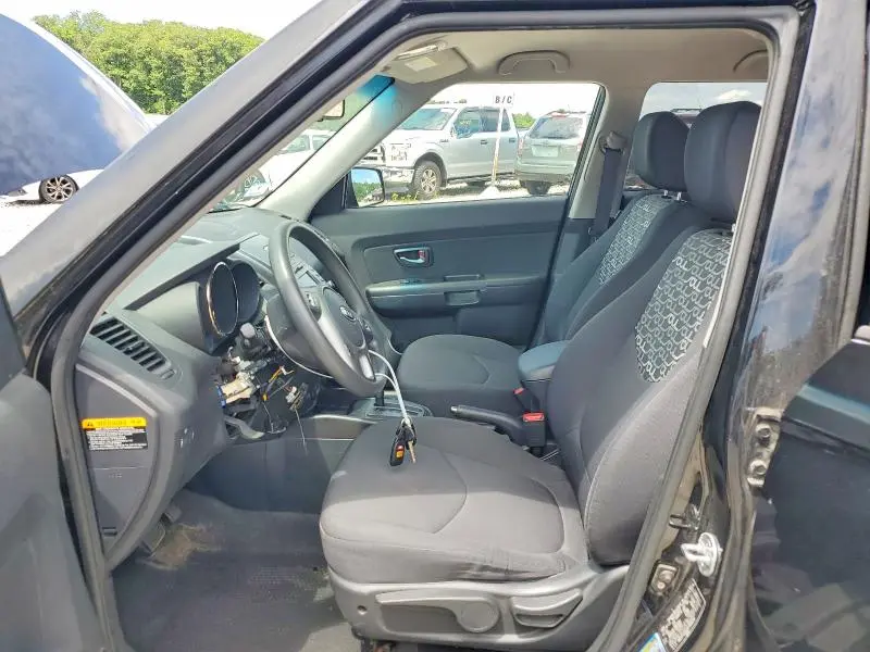2010 KIA SOUL +  